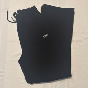 ALO Accolade Straight Leg Sweatpants